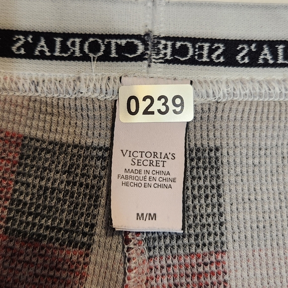 Victoria's Secret Womens Med. Red and Black Plaid Pajama Pants Jogger Style - Picture 3 of 8